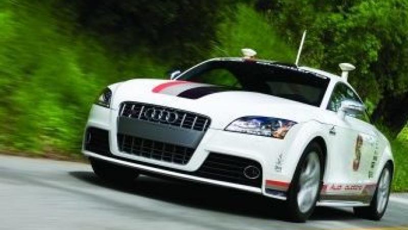 Premiera: un Audi TTS a urcat fara sofer 20 de km pe munte