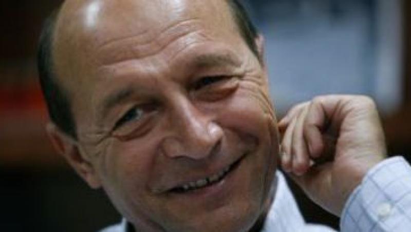 Basescu: Multi dintre romii nomazi traiesc din ce fura