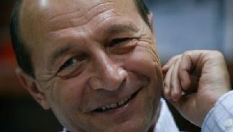 Basescu: Multi dintre romii nomazi traiesc din ce fura
