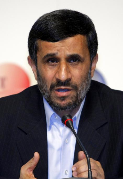 Mahmoud Ahmadinejad: "Rusia a vandut Iranul Statelor Unite"