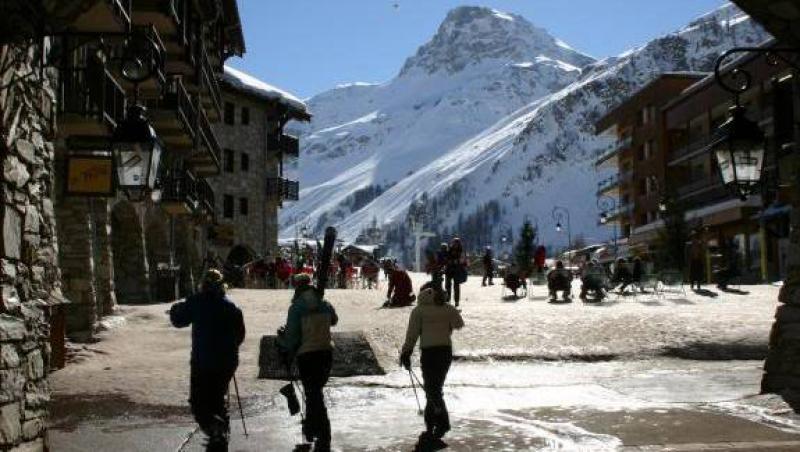 Val d'Isère - locul unde zapada poposeste pana in luna mai