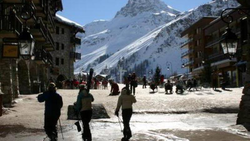 Val d'Isère - locul unde zapada poposeste pana in luna mai