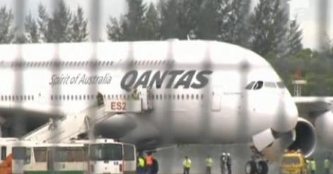 Un avion al companiei Qantas, cu 460 de pasageri la bord, la un pas de tragedie