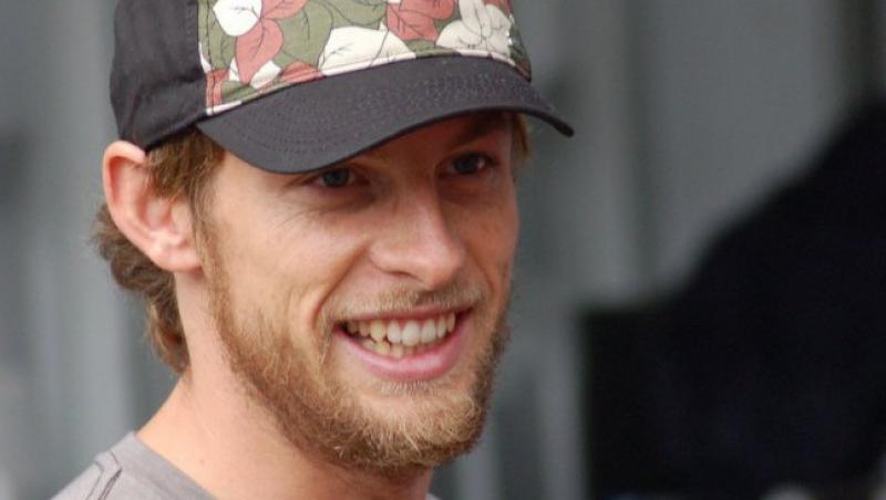 Jenson Button a scapat nevatamat dintr-o tentativa de jaf inaintea MP al Braziliei