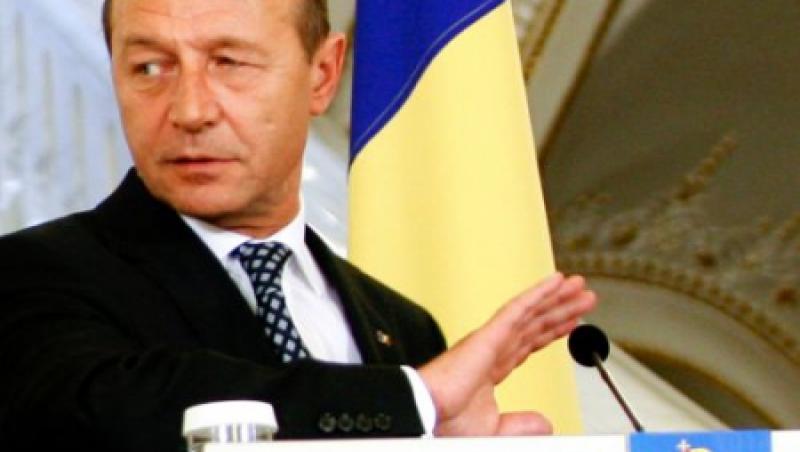 Traian Basescu cere armistitiu pentru trecerea legilor importante