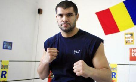 Gala K1: Daniel Ghita, invins la puncte de turcul Gokhan Saki/ Alistair Overeem, noul campion din K1