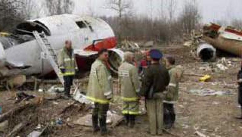 Anchetator: 12 factori au cauzat prabusirea avionului prezidential polonez la Smolensk