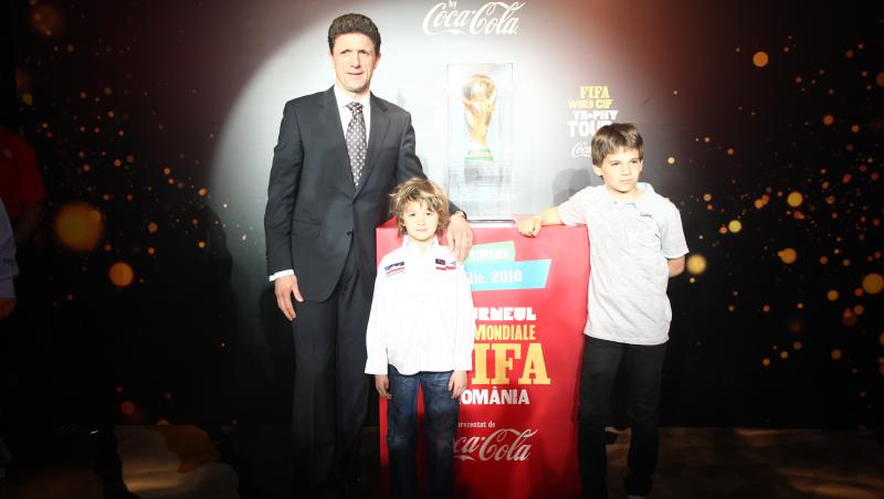 Trofeul Cupei Mondiale aduce inca un Trofeu la Bucuresti!