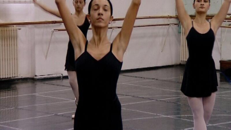 Simona Gherghe sustine balerinele talentate ale Liceului de Coregrafie „Floria Capsali”