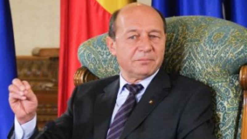Basescu: Ma intalnesc oriunde cu Opozitia, dar nu la Grivco, Fundatia Patriciu sau sauna lui Vintu