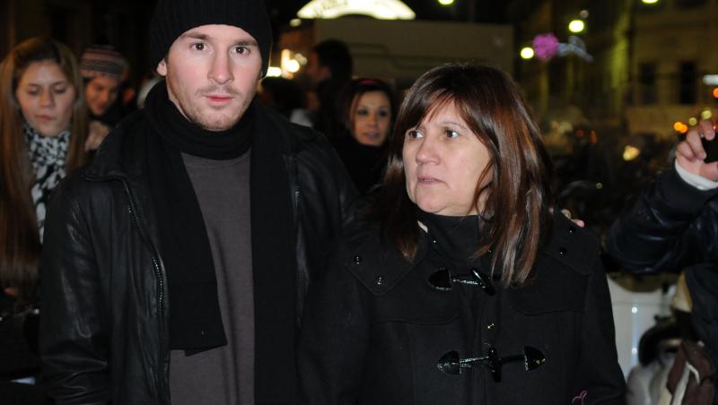 FOTO! Lionel Messi, la shopping cu mama