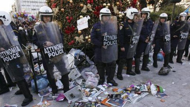 O noua zi de greva generala in Grecia. Fortele de ordine sunt in stare de alerta