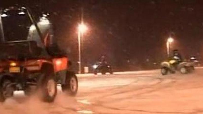 VIDEO! Drift-uri cu masini si ATV-uri pe zapada la Targu-Jiu