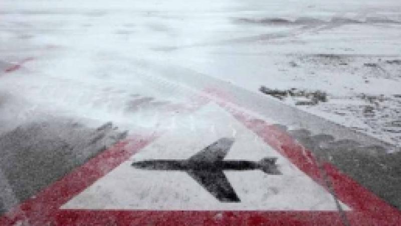 Aeroportul din Geneva, inchis din cauza ninsorilor