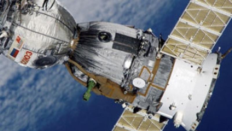 VIDEO: Naveta Soyuz a andocat cu succes pe ISS