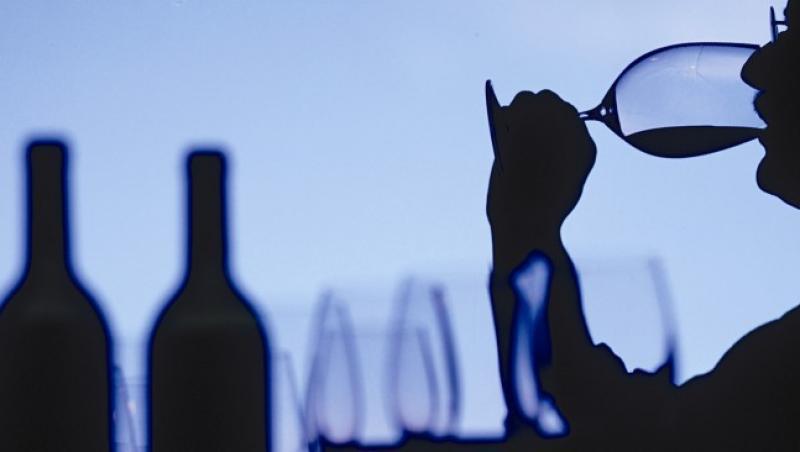Studiu: Peste doua milioane de romani sunt alcoolici