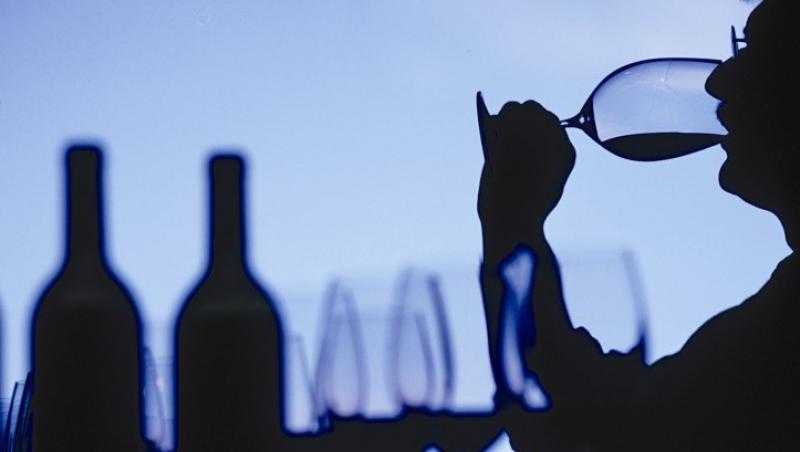 Studiu: Peste doua milioane de romani sunt alcoolici