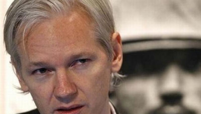 Julian Assange: WikiLeaks nu a fost atacat in primul rand de Guverne, ci de banci