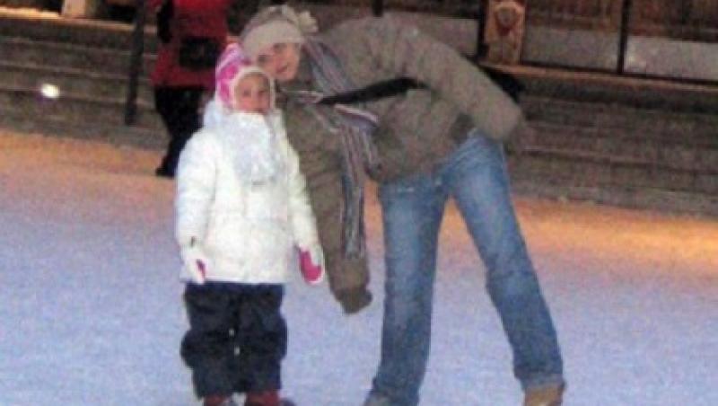 Denisa Mosulet, 5 ani, si parintii ei au castigat cu 