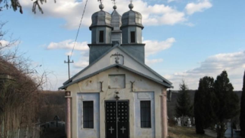 Sapte biserici din Olt, monumente istorice, in pericol de prabusire