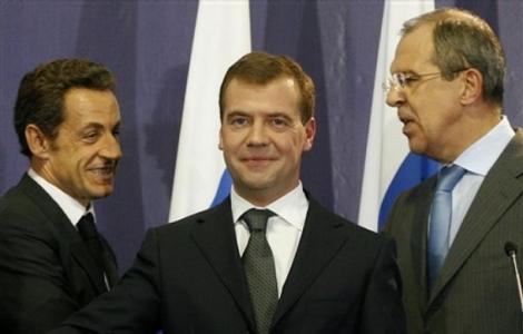 Wikileaks: Sarkozy l-a luat de guler pe ministrul rus de externe, Serghei Lavrov, in timpul crizei din Georgia