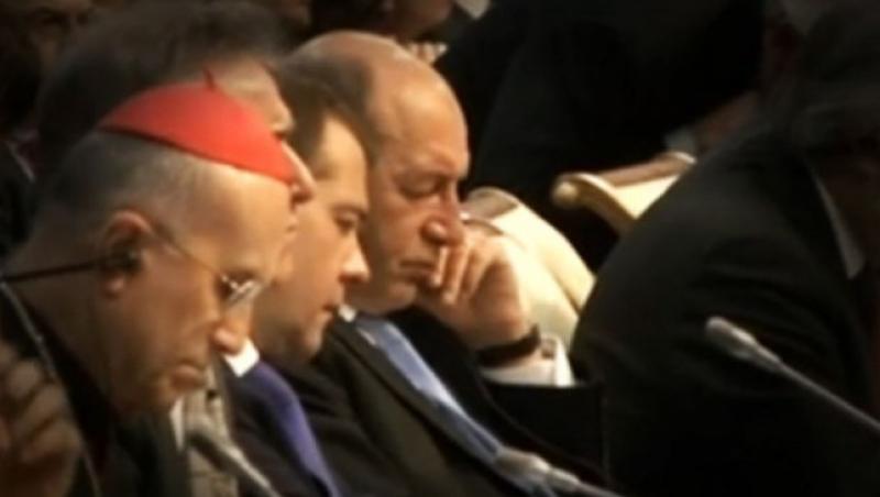 Lazaroiu: Basescu nu a adormit la summitul OSCE. Doar se concentra