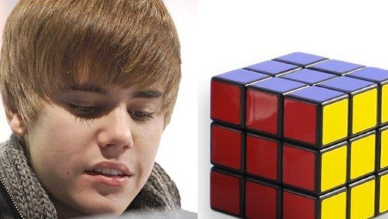 VIDEO! Justin Bieber rezolva un cub Rubik in 1 minut 23 de secunde