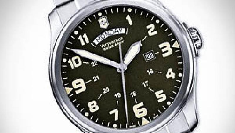 Ceasul barbatului sigur pe el: Victorinox Swiss Army Infantry Vintage