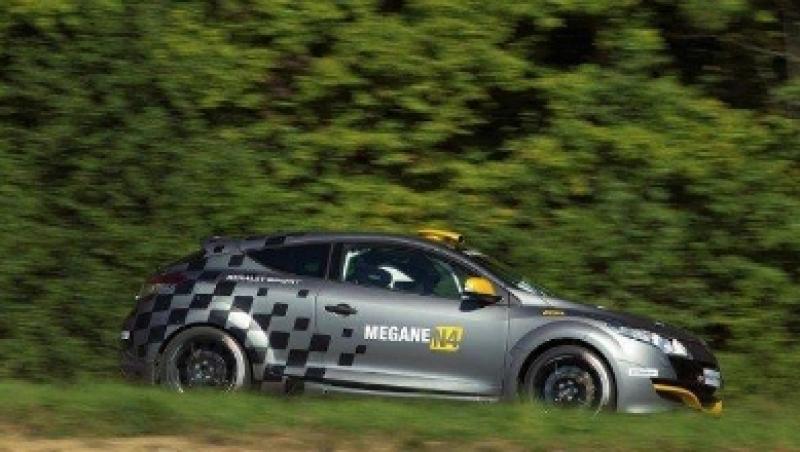 Megane RS N4 - jucaria pilotilor de raliuri
