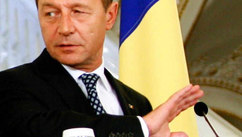 Basescu, despre onorul de la 1 decembrie: Geoana are multa mizerie in spate