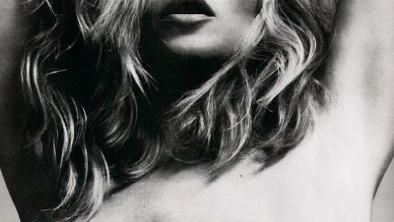 Kate Moss a pozat nud
