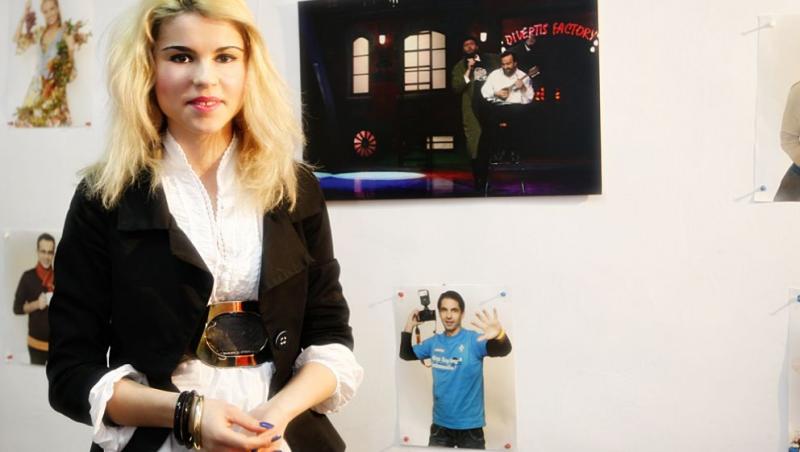 Pazea! Blonde fatale la casting!