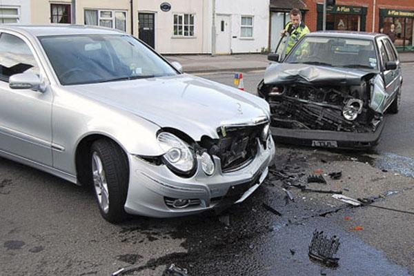 Asiguratorii RCA, pusi la colt