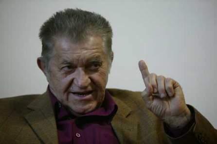 Dorel Visan va sustine un recital de poezie la Brasov