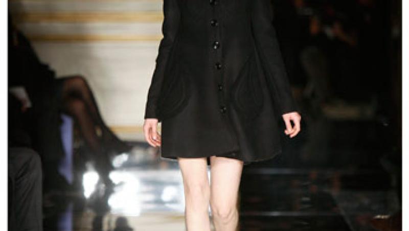 Miu Miu pe scena Paris Fashion Week