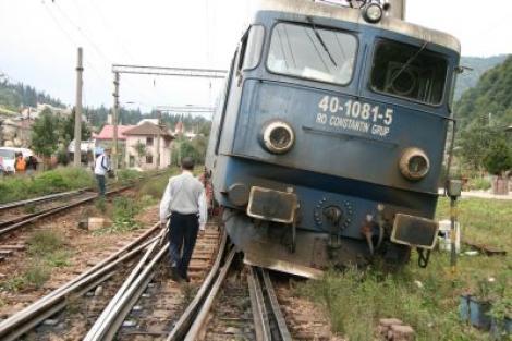 Un tren de marfa a deraiat langa Petrosani