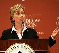 Hillary Clinton se ofera se medieze disputa din jurul Insulelor Falkland