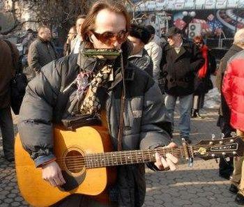 Cristian Paturca, autorul Imnului Golanilor, operat din nou!