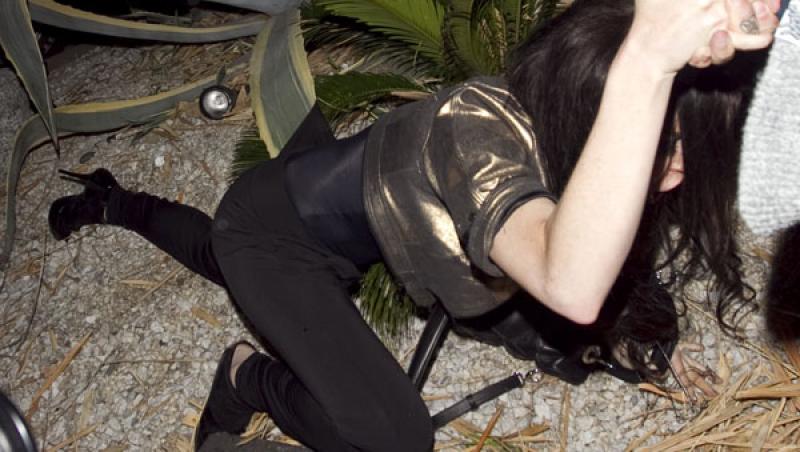 Lindsay Lohan a cazut in cactusi