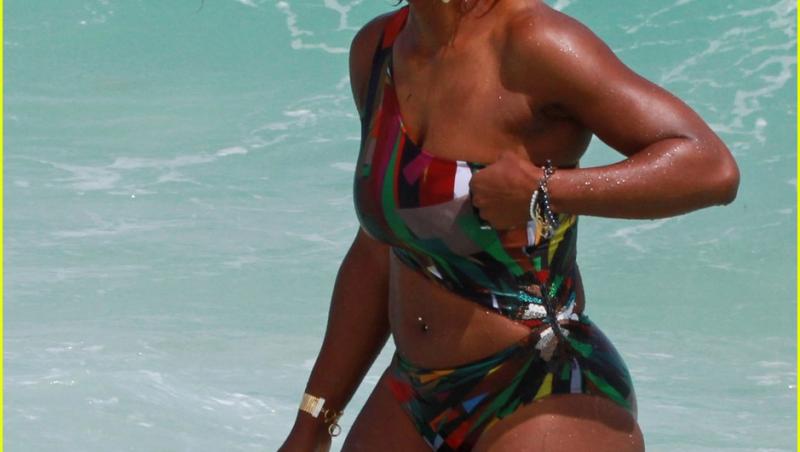 Serena Williams si-a expus suncile!