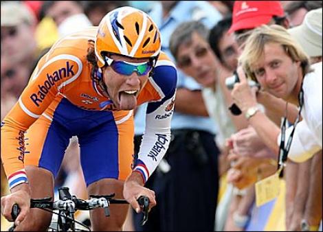 Ciclistul olandez Thomas Dekker, suspendat un an, dupa ce a fost gasit dopat cu EPO