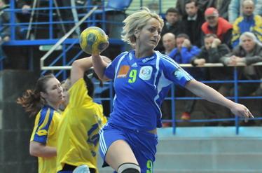 Liga nationala de handbal/ Rulmentul Brasov - Oltchim Rm. Vilcea 22-49