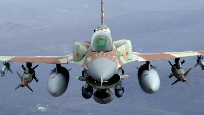 Avioane F16, expuse la Bucuresti