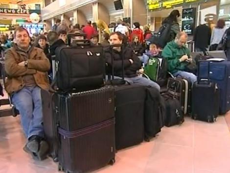 Asteptare si speranata pe aeroporturile romanesti (VIDEO)