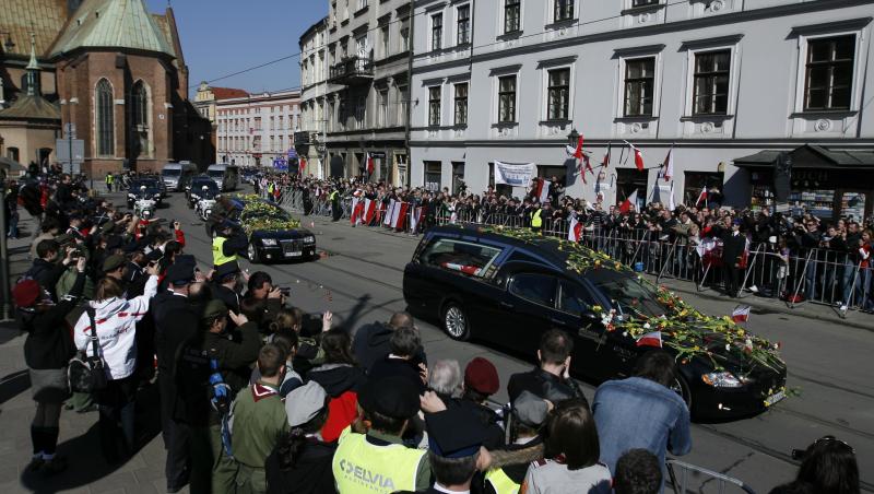 SPECIAL / Funeraliile presedintelui Poloniei