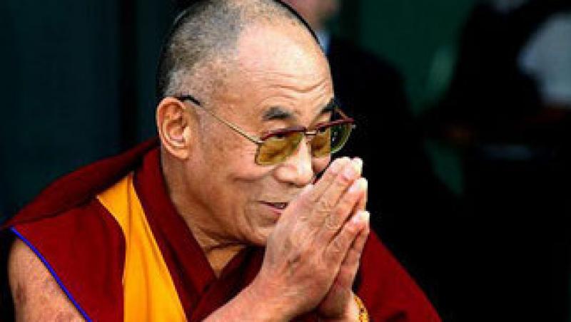Dalai Lama, invitat in Romania