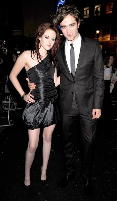 Robert Pattinson ii pregateste lui Kristen Stewart o surpriza de Paste