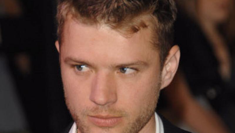 Ryan Phillippe s-a cuplat cu Jessica White