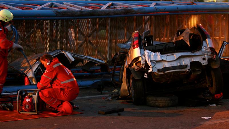 Accidentul de la Tancabesti: Trei ani cu suspendare si 280.000 de euro, pentru viata a doi oameni