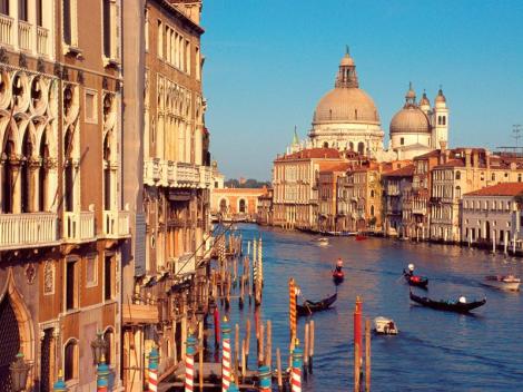 Ceremonie de aniversare la Venetia a 80 de ani de la infiintarea „Casei Romane”